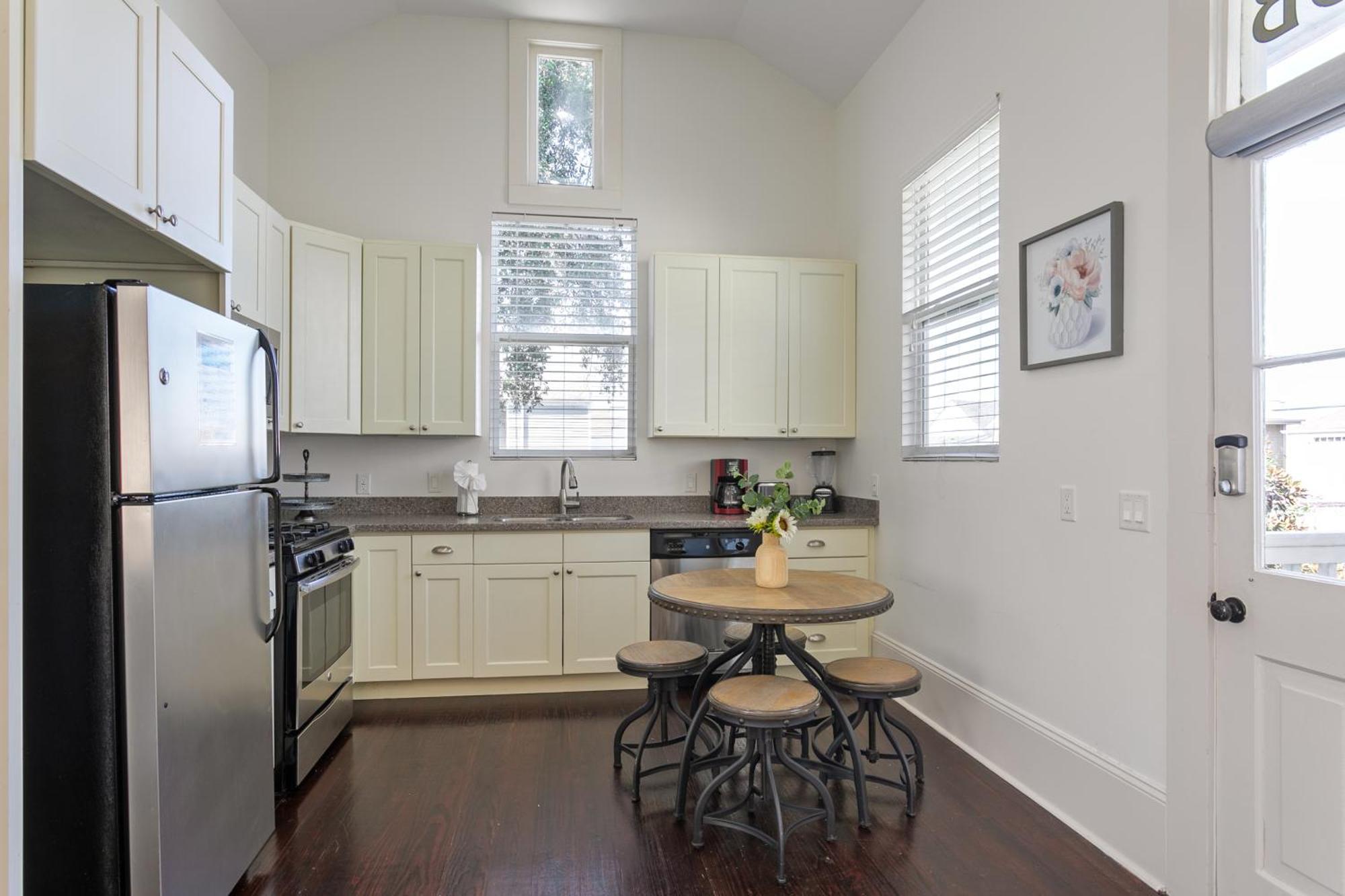 뉴올리언스 Charming 2Br On Carondelet By Hosteeva 아파트 외부 사진